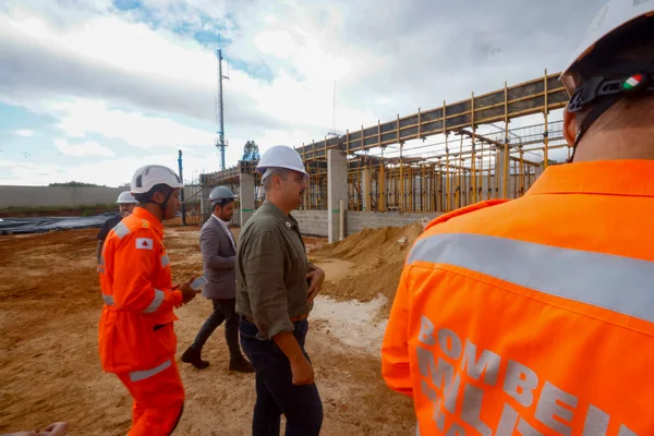 Governo de Minas vistoria obras da nova sede do Corpo de Bombeiros em Diamantina