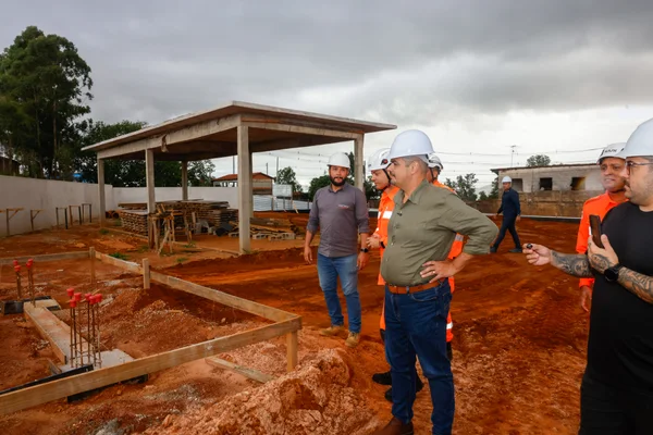 Governo de Minas vistoria obras da nova sede do Corpo de Bombeiros em Diamantina