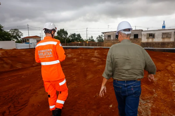 Governo de Minas vistoria obras da nova sede do Corpo de Bombeiros em Diamantina
