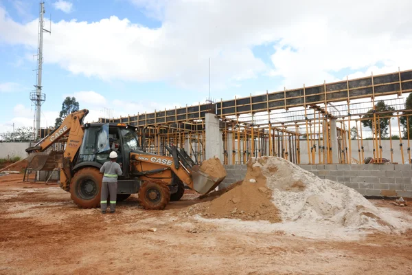 Governo de Minas vistoria obras da nova sede do Corpo de Bombeiros em Diamantina