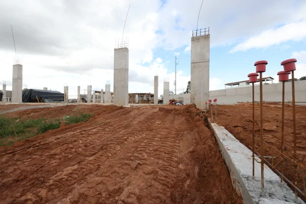 Governo de Minas vistoria obras da nova sede do Corpo de Bombeiros em Diamantina