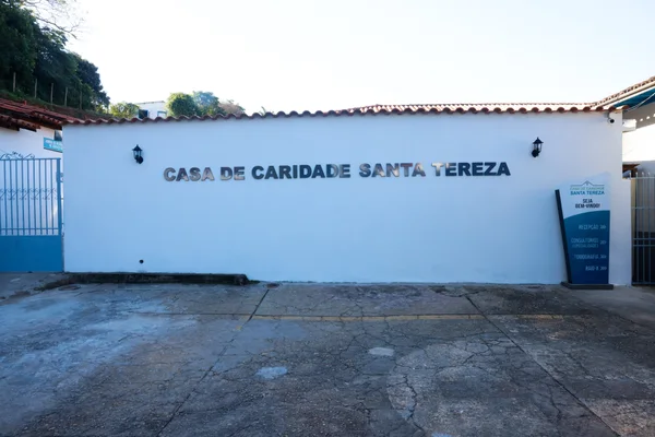 Governo de Minas entrega tomógrafo no município do Serro e amplia acesso a exames