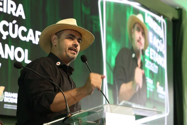 Governo de Minas anuncia R$ 350 milhões para gasoduto no Triângulo Mineiro na Abertura da Safra de Mineira de Açúcar e Álcool 2026/2027