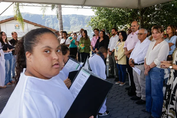 Em Ouro Branco, Governo de Minas inaugura primeiro Parque Girassol no interior do estado para fortalecer acolhimento de crianças com deficiência
