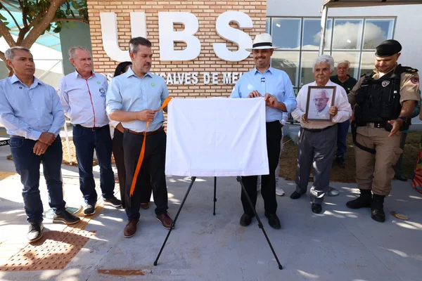Governo de Minas entrega obras de Unidade Básica de Saúde em Cabeceira Grande
