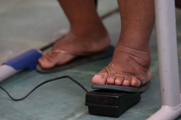 Governo de Minas entrega máquinas de costura do projeto Trajeto Moda em Chapada Gaúcha