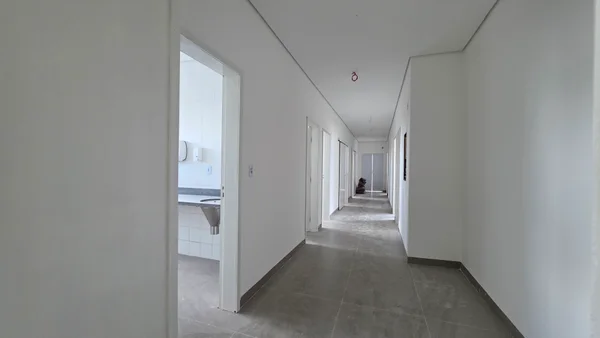 Governo de Minas vistoria obras de Unidade Básica de Saúde em Santa Rosa da Serra
