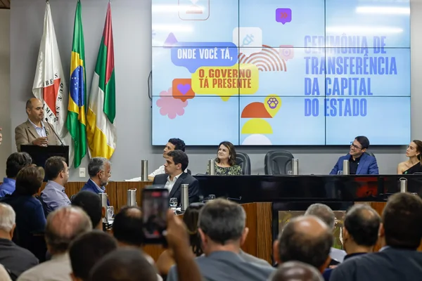 Governo de Minas transfere capital para Ponte Nova e anuncia ampliação da vacinação contra a influenza em todo o Estado