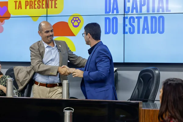 Governo de Minas transfere capital para Ponte Nova e anuncia ampliação da vacinação contra a influenza em todo o Estado