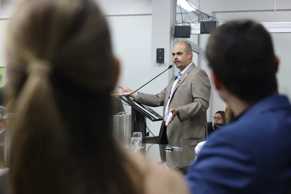 Governo de Minas transfere capital para Ponte Nova e anuncia ampliação da vacinação contra a influenza em todo o Estado