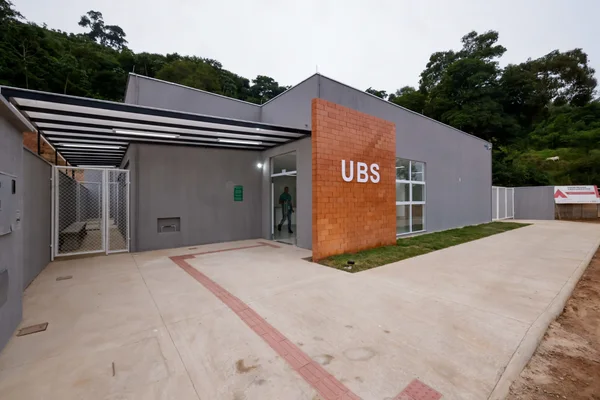 Governo de Minas entrega obras de nova Unidade Básica de Saúde em Teixeiras, na Zona da Mata