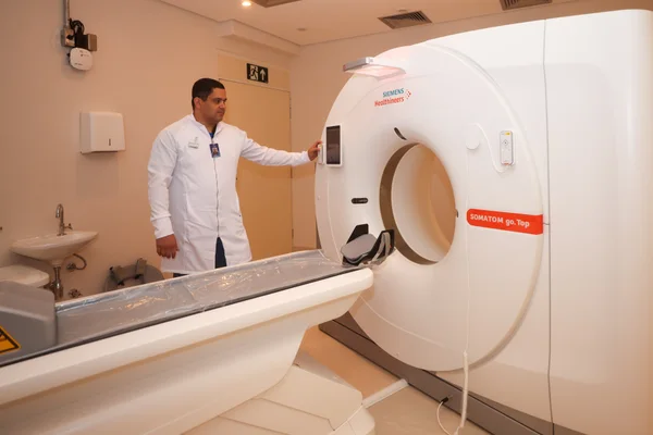 Governo de Minas acompanha início dos atendimentos no Hospital Regional de Teófilo Otoni, maior complexo hospitalar do interior do estado