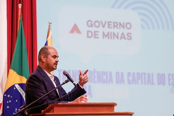 Governo de Minas transfere capital para Varginha e anuncia dois novos Colégios Tiradentes para região