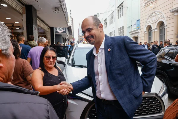 Governo de Minas transfere capital para Varginha e anuncia dois novos Colégios Tiradentes para região