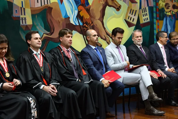 Governador recebe Medalha do Mérito Institucional do MPC-MG e empossa nova procuradora-geral do órgão