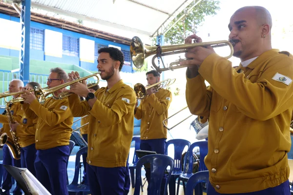 Governo de Minas anuncia recursos para fortalecer saúde e educação em Perdões