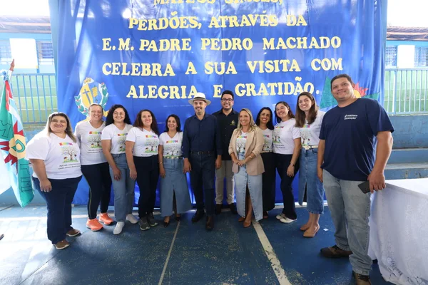 Governo de Minas anuncia recursos para fortalecer saúde e educação em Perdões