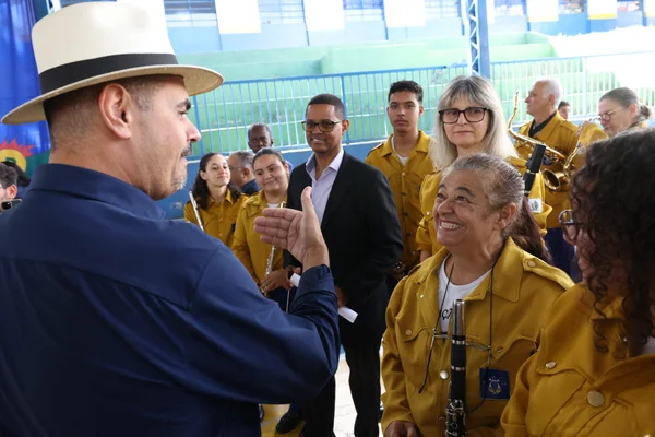 Governo de Minas anuncia recursos para fortalecer saúde e educação em Perdões