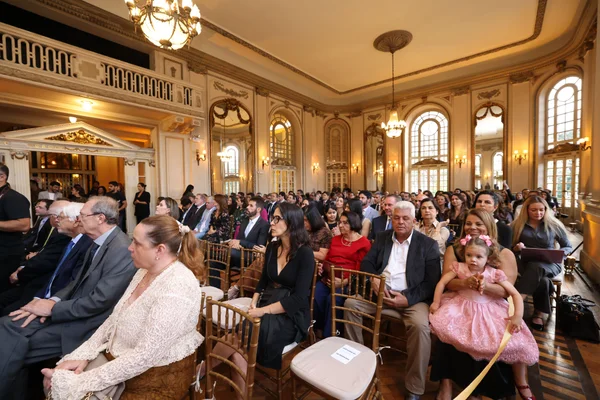 Governador de Minas recebe Medalha do Mérito da Advocacia-Geral do Estado