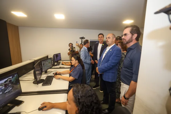 Governo de Minas transfere capital para Sete Lagoas e anuncia oito novos Colégios Tiradentes na Região Metropolitana de Belo Horizonte