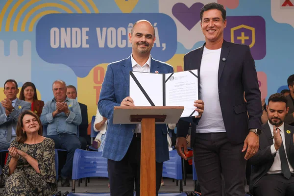 Governo de Minas transfere capital para Sete Lagoas e anuncia oito novos Colégios Tiradentes na Região Metropolitana de Belo Horizonte