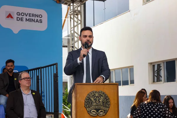 Governo de Minas transfere capital para Sete Lagoas e anuncia oito novos Colégios Tiradentes na Região Metropolitana de Belo Horizonte