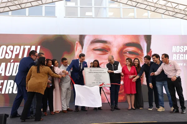 Governo de Minas entrega instalações do Hospital Regional de Sete Lagoas e anuncia R$ 76 milhões para a compra de equipamentos 