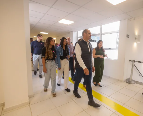 Governo de Minas entrega instalações do Hospital Regional de Sete Lagoas e anuncia R$ 76 milhões para a compra de equipamentos 