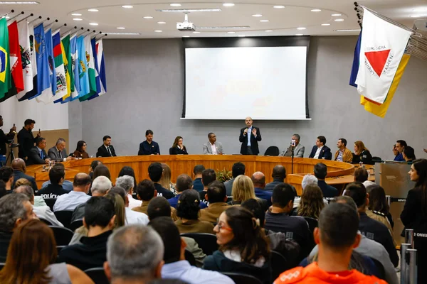 Governo de Minas transfere a capital para Passos e anuncia a construção de nova sede da Delegacia Regional de Polícia Civil na cidade