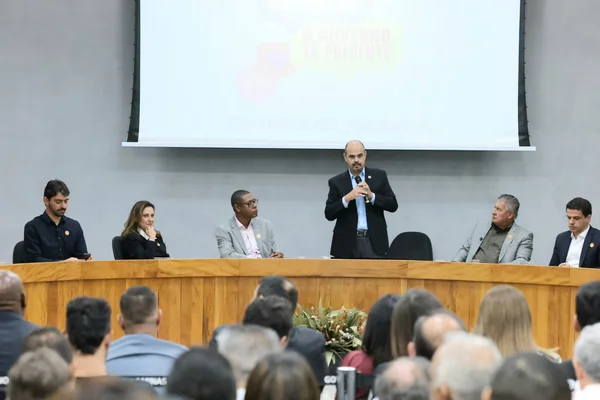 Governo de Minas transfere a capital para Passos e anuncia a construção de nova sede da Delegacia Regional de Polícia Civil na cidade