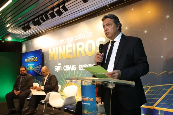 Com apoio do Governo de Minas, Cemig anuncia iniciativa que reduz em até 26% a conta de luz