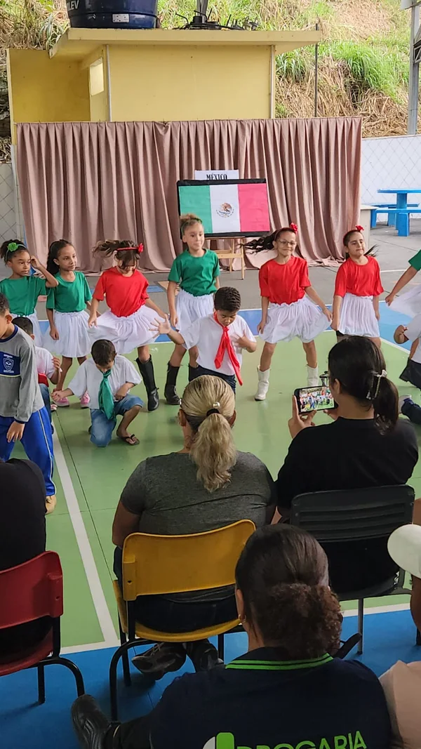Escolas estaduais de Minas transformam a Copa do Mundo em aprendizado
