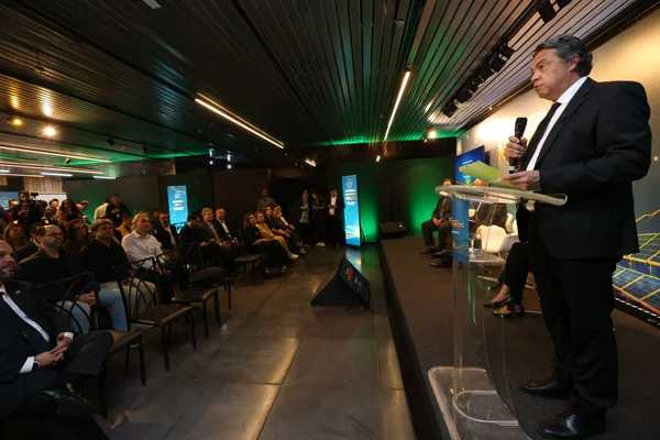 Com apoio do Governo de Minas, Cemig anuncia iniciativa que reduz em até 26% a conta de luz