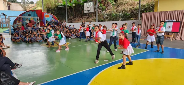 Escolas estaduais de Minas transformam a Copa do Mundo em aprendizado