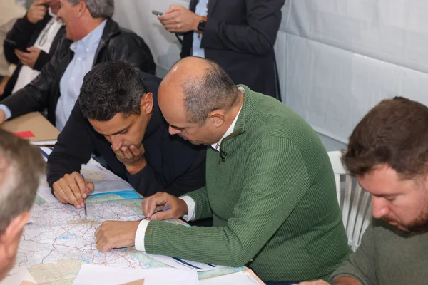 Governo de Minas anuncia mais de R$400 milhões em obras e projetos de infraestrutura rodoviária para o Centro-Oeste do Estado