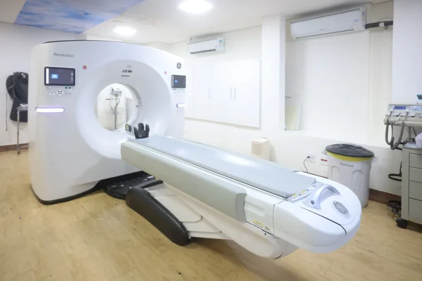 Governo de Minas anuncia mais de R$ 2,6 milhões para a Santa Casa de Formiga adquirir equipamento de ressonância magnética