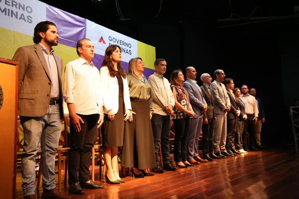 Governo de Minas transfere capital para Governador Valadares e anuncia R$ 2,8 bilhões do Acordo do Rio Doce para região atingida por rompimento de barragem