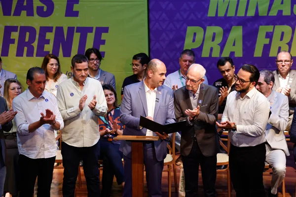 Governo de Minas transfere capital para Governador Valadares e anuncia R$ 2,8 bilhões do Acordo do Rio Doce para região atingida por rompimento de barragem