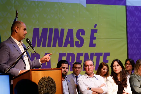 Governo de Minas transfere capital para Governador Valadares e anuncia R$ 2,8 bilhões do Acordo do Rio Doce para região atingida por rompimento de barragem