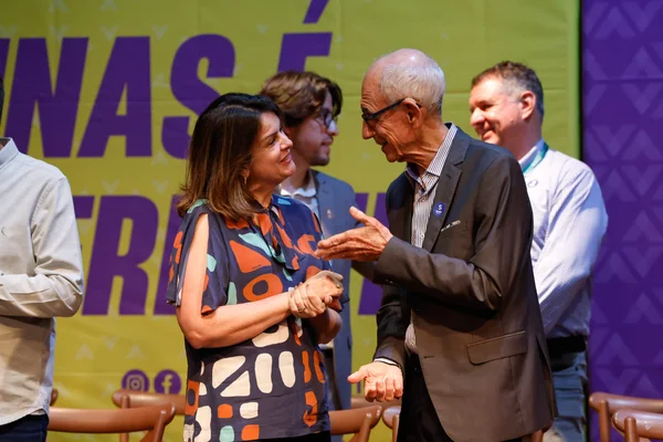 Governo de Minas transfere capital para Governador Valadares e anuncia R$ 2,8 bilhões do Acordo do Rio Doce para região atingida por rompimento de barragem