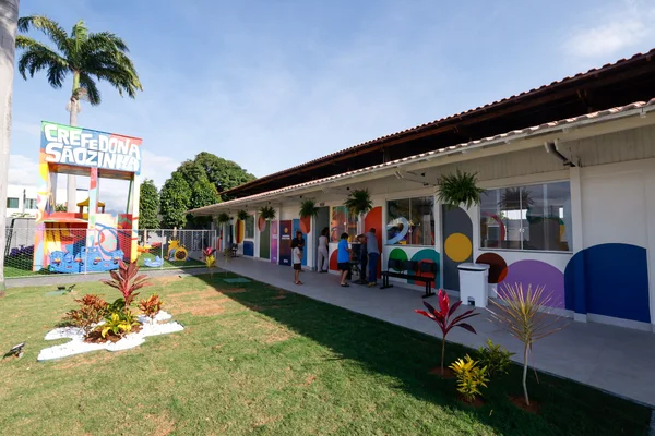 Governo de Minas vistoria Centro de Referência em Educação Funcional Especializada no Vale do Rio Doce