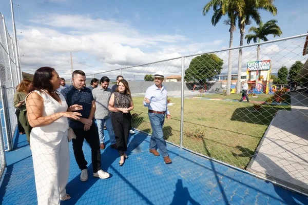 Governo de Minas vistoria Centro de Referência em Educação Funcional Especializada no Vale do Rio Doce