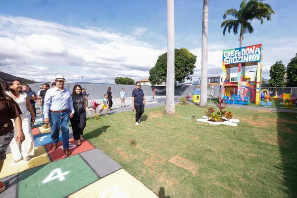 Governo de Minas vistoria Centro de Referência em Educação Funcional Especializada no Vale do Rio Doce