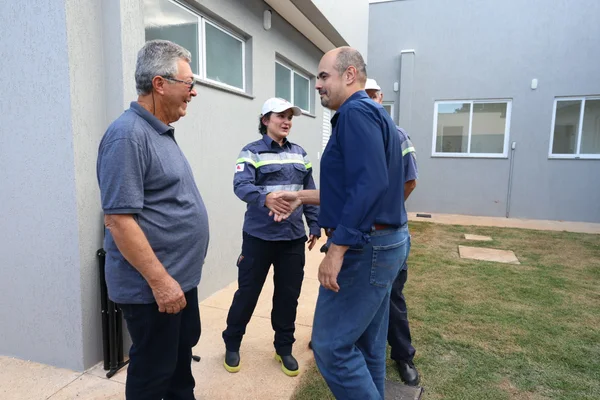 Governo de Minas vistoria obras finais de nova UBS em Capitão Andrade