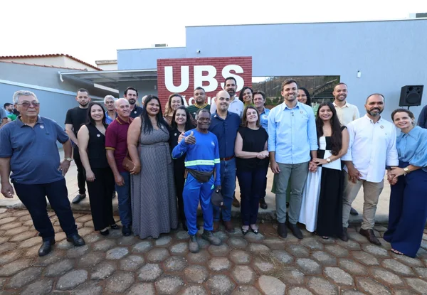Governo de Minas vistoria obras finais de nova UBS em Capitão Andrade