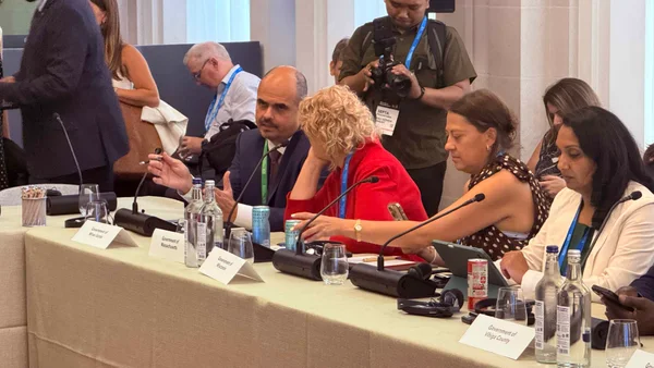 Governo de Minas participa de encontro com secretário-geral da ONU durante agenda climática em Londres