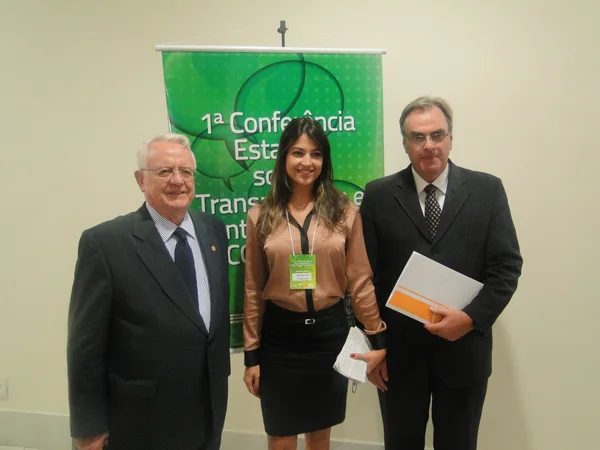Carlos Velloso, Margareth Travessoni e Gil Castello Branco, durante a Consocial