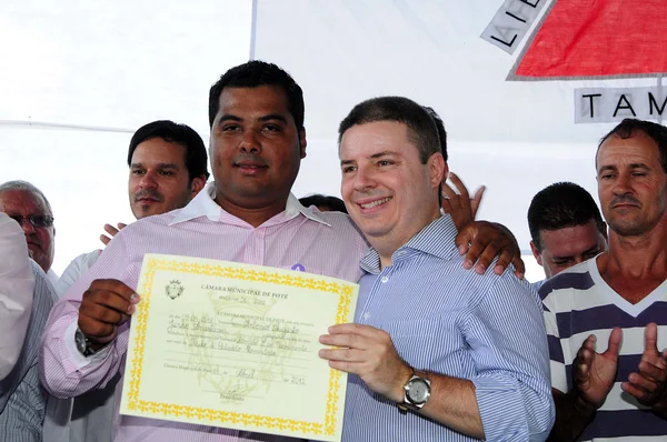Governador Antonio Anastasia foi homenageado com o título de Cidadão Honorário de Poté