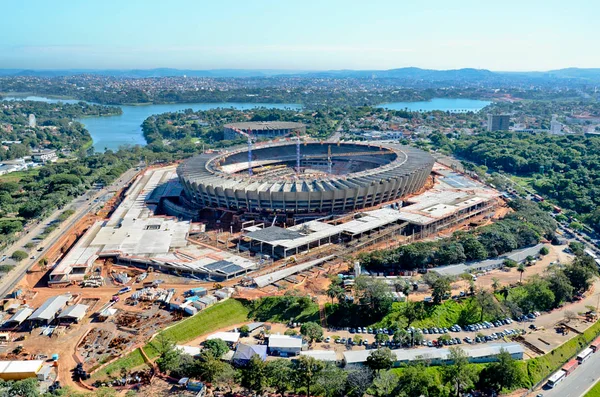 Programa Minas Solar 2014, da Cemig, tem o objetivo de instalar usinas fotovoltaicas no Mineirão