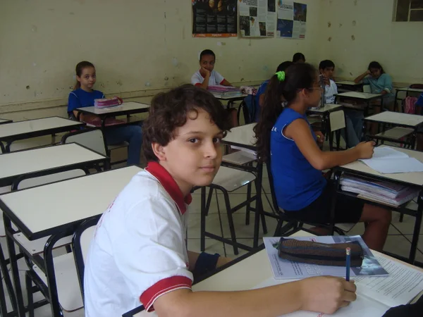 O estudante Arthur Scárdua é aluno da Escola Estadual de Novo Horizonte, no Vale do Mucuri  